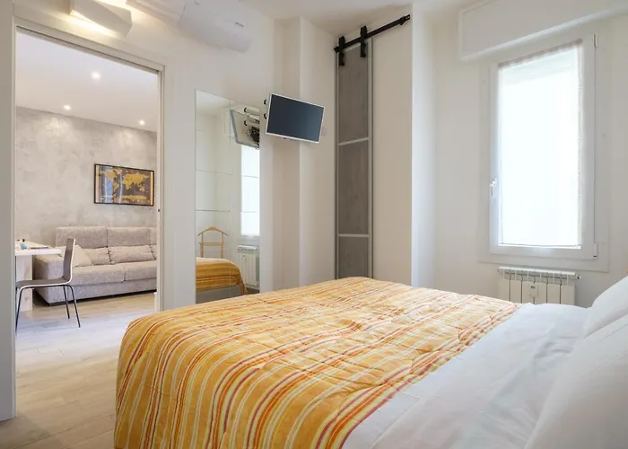 Cairoli 9 By * Bologna