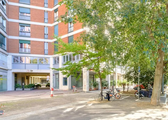 Cairoli 9 By * Bologna