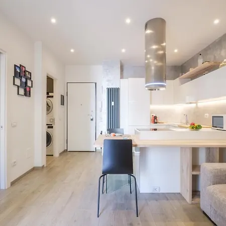 Cairoli 9 By Boloňa