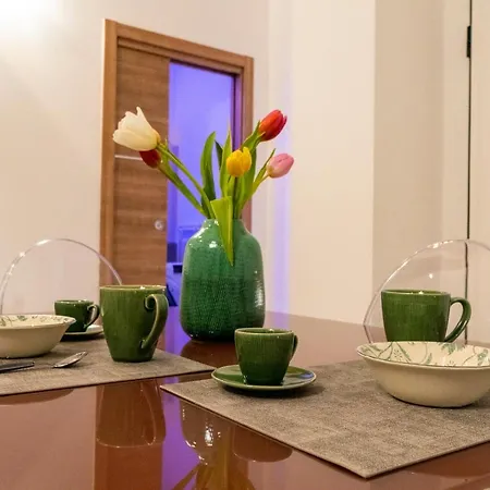 Cairoli 9 By Appartamento